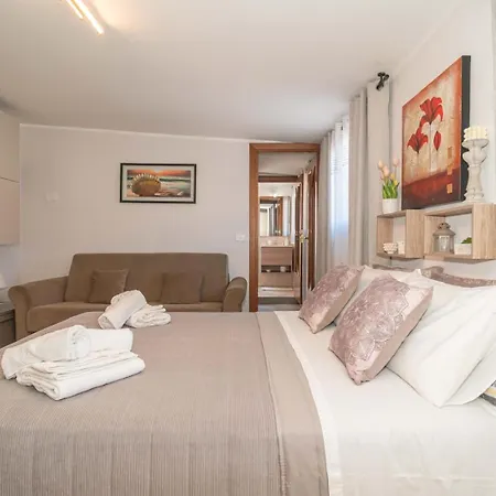 Apartment Hedone *