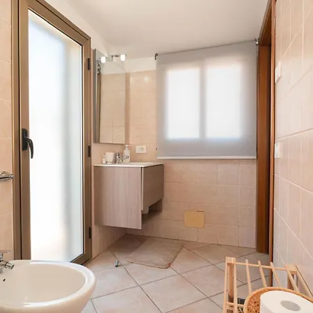 Hedone Apartment *